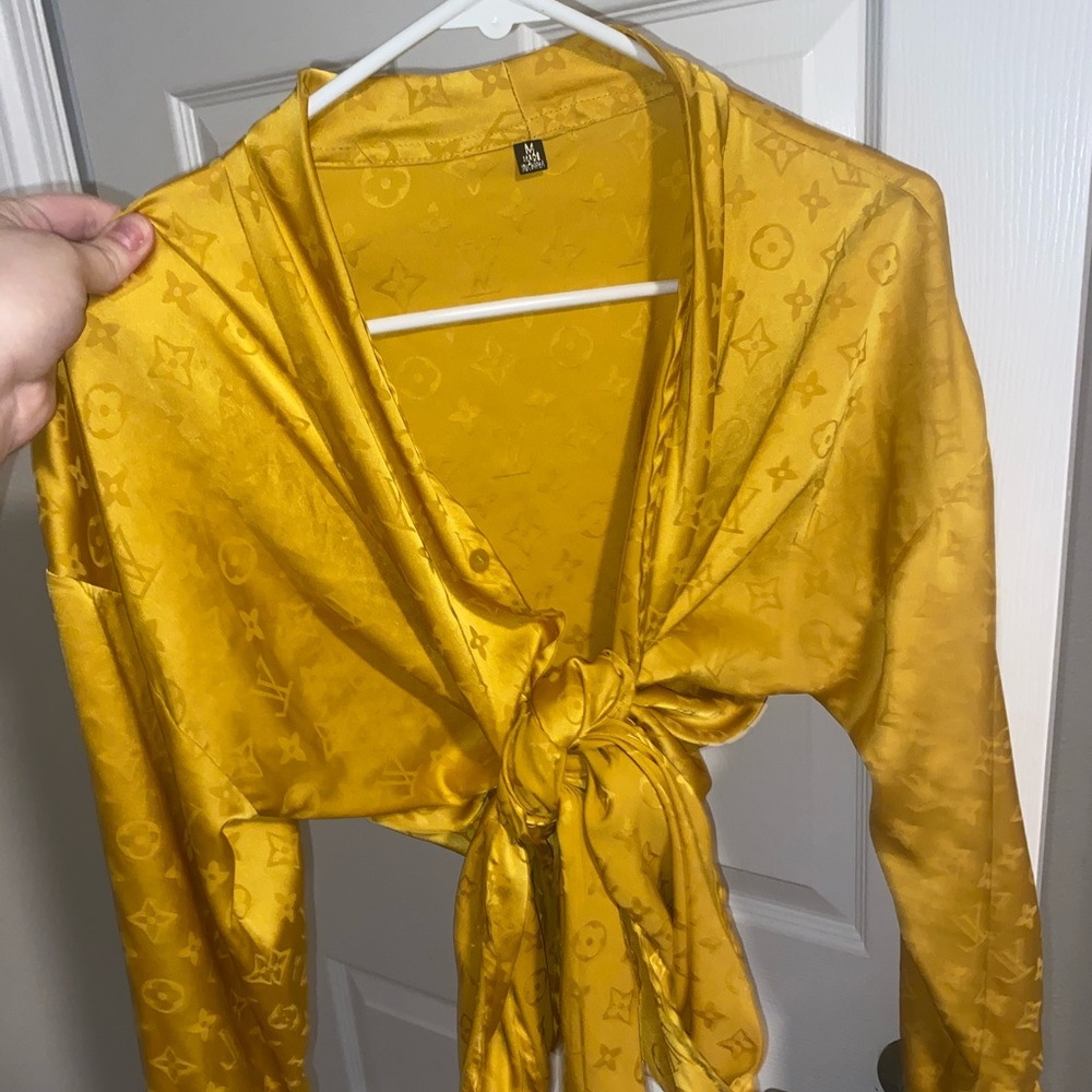 LV gold wrap top